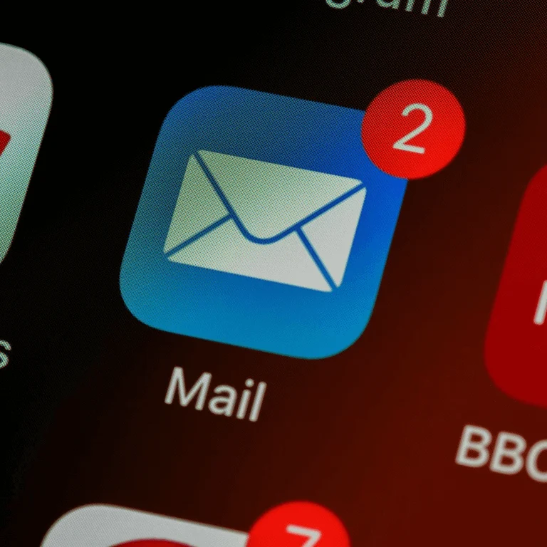 Symbol für die Mail-App mit zwei ungelesenen Nachrichten.